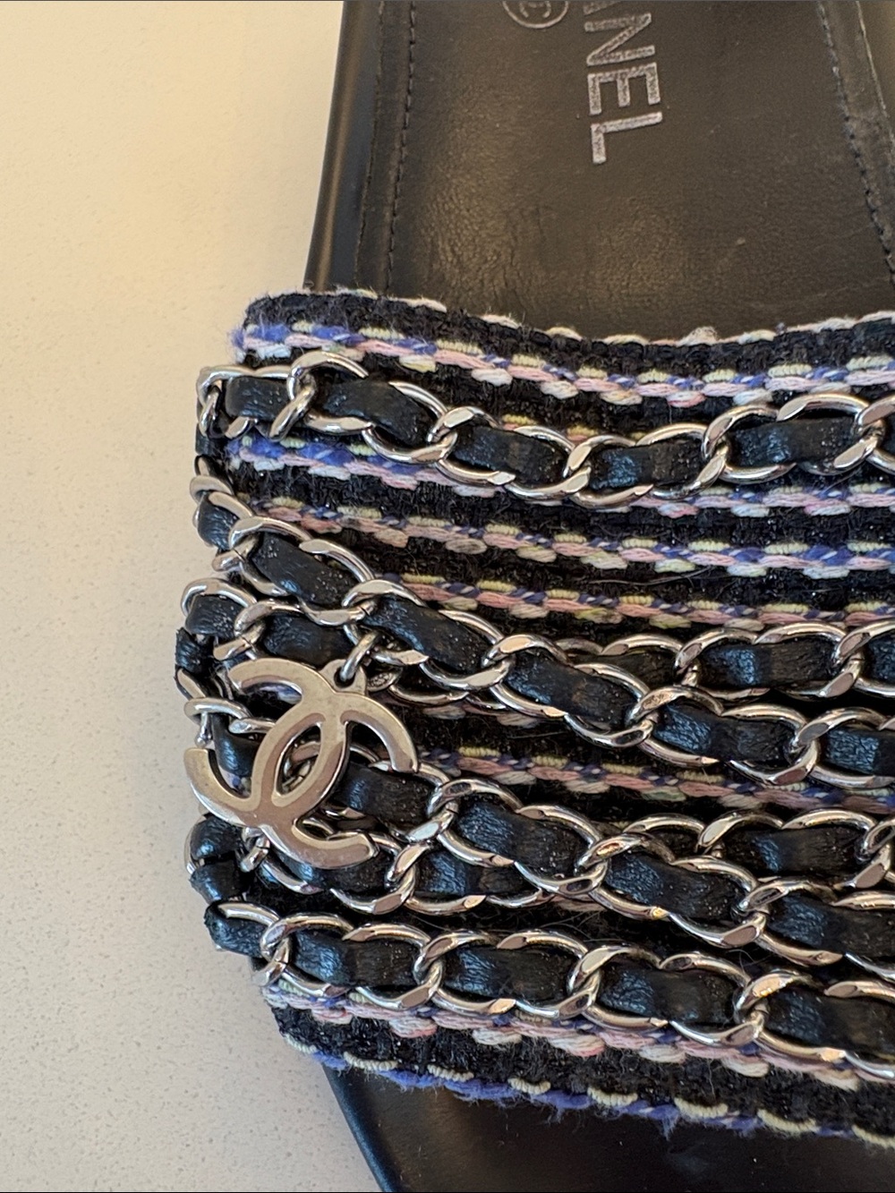 CHANEL Black Chain-Tweed Slide Sandals 37 (size 7) - Picture 2 of 7